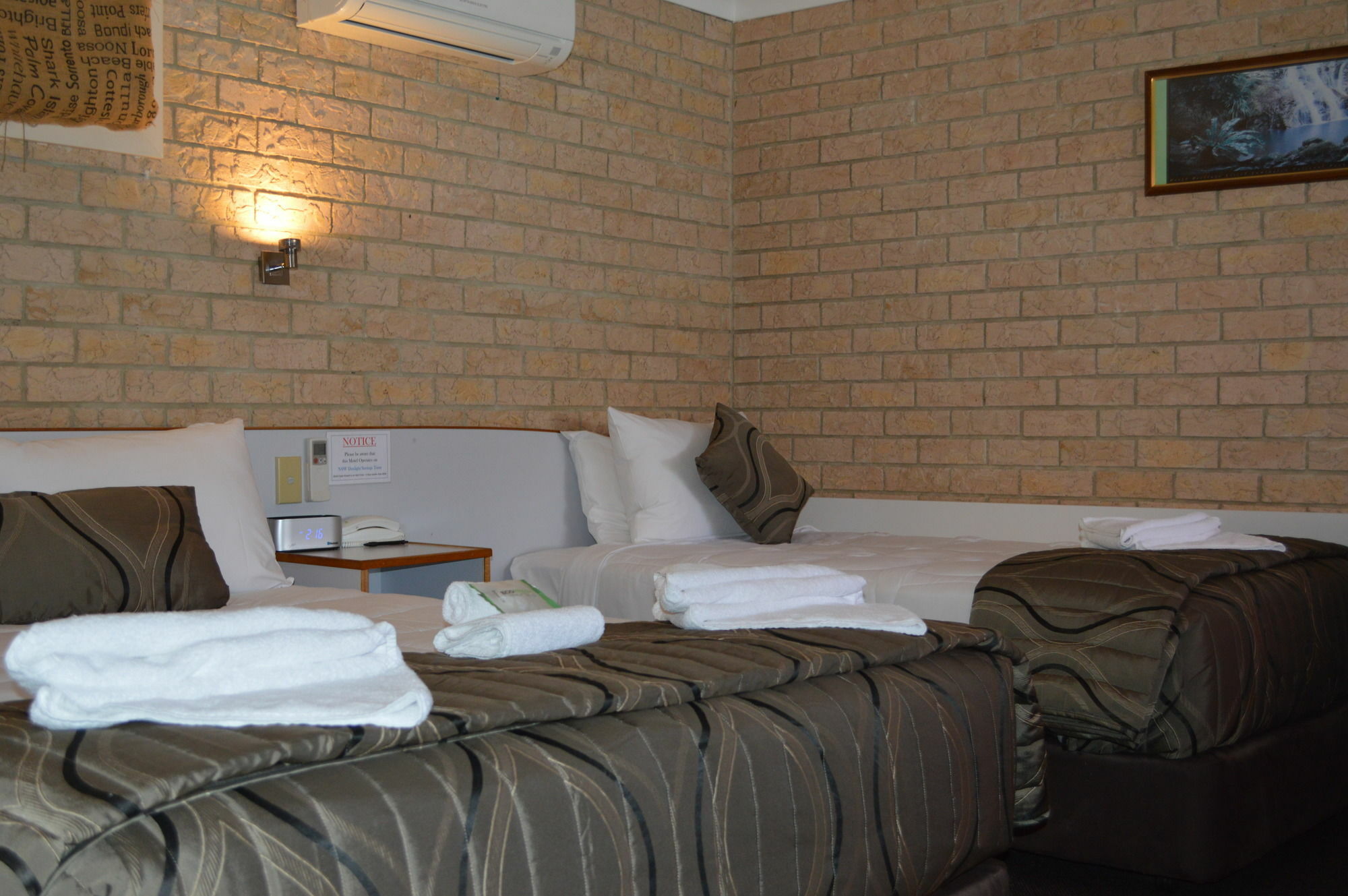 Kennedy Drive Airport Motel 트위드헤즈 외부 사진